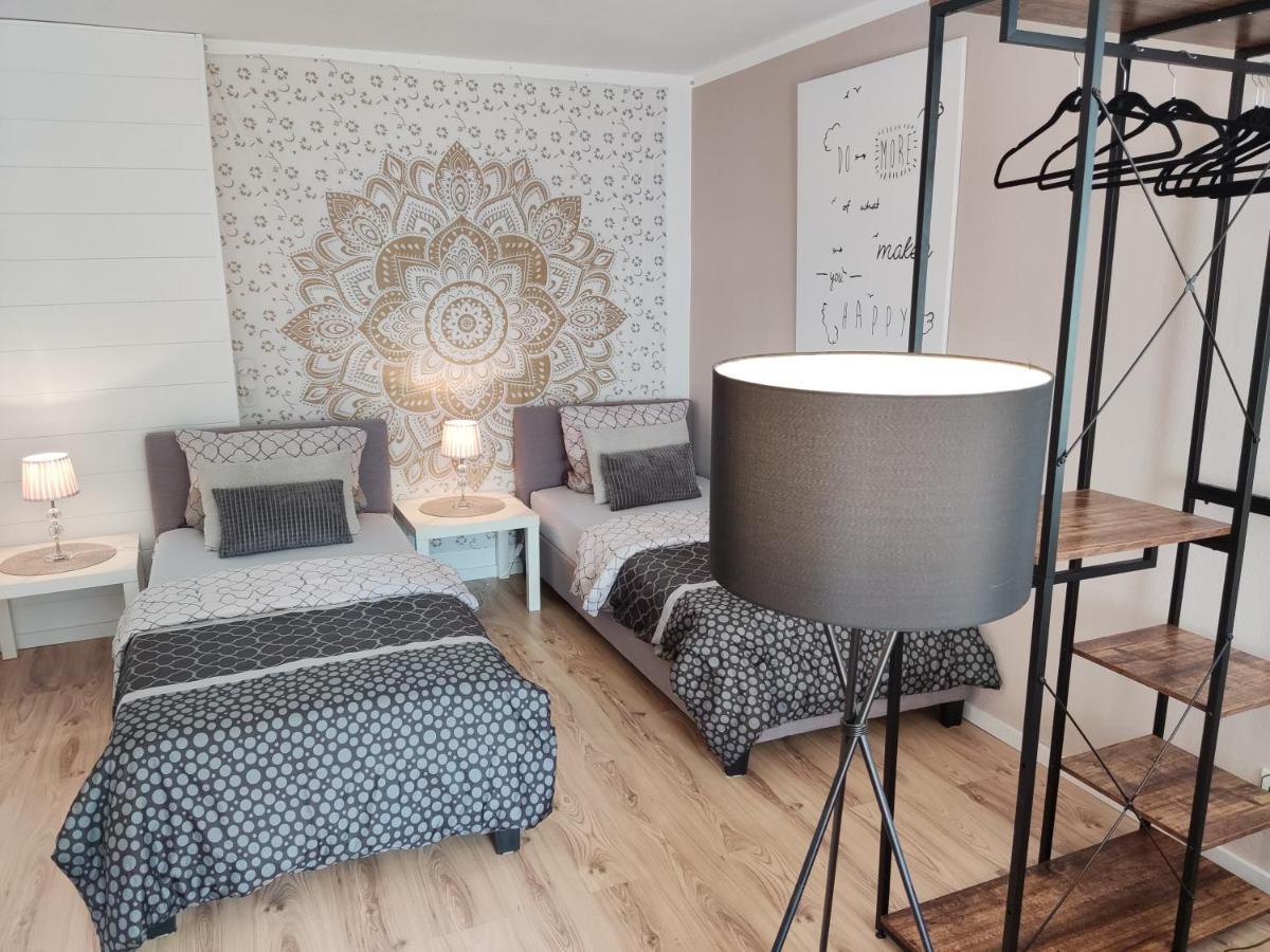 Apartment For Family & Friends Eisingen Exterior foto